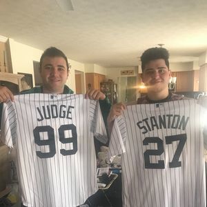 Meet your Posher, Chrissy